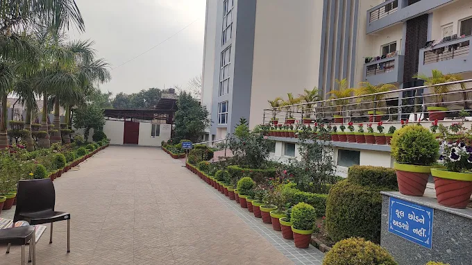 Umiya Dham Ashram Rooms Background